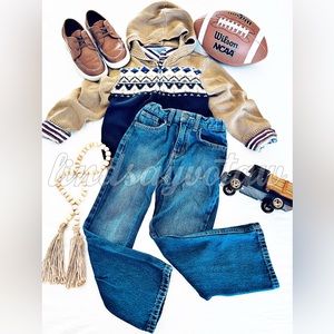 LAST CHANCE!! ZIPPER SWEATER with HOODIE~ Gymboree Boys Size 5T